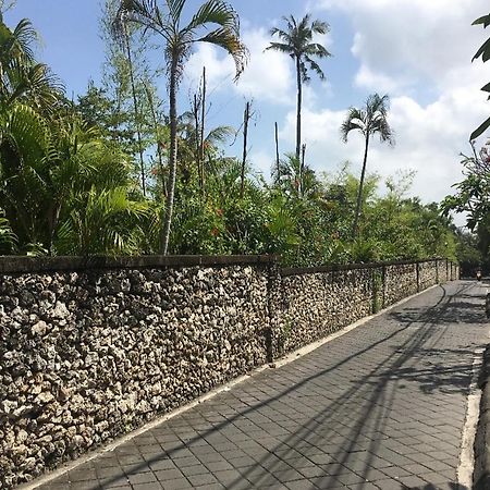 Kubu Verra Seminyak كوتا المظهر الخارجي الصورة